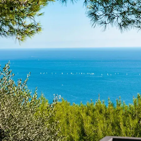 Villa Nel Blu 8, Emma *